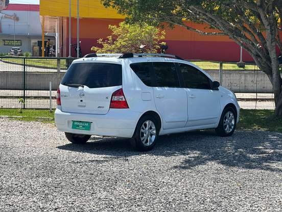 NISSAN-LIVINA-1.8 S 16V FLEX 4P AUTOMÁTICO NISSAN-LIVINA-2012
