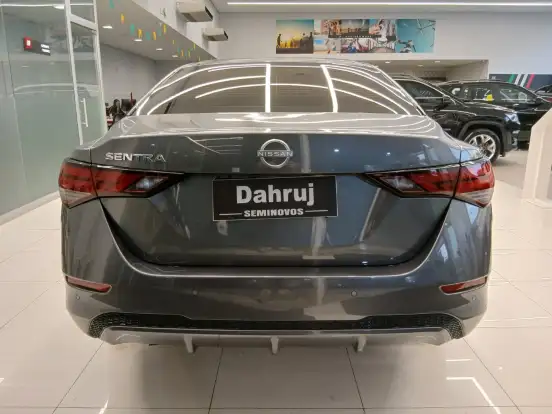 NISSAN-SENTRA-2025