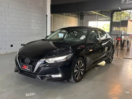 NISSAN-SENTRA-2023
