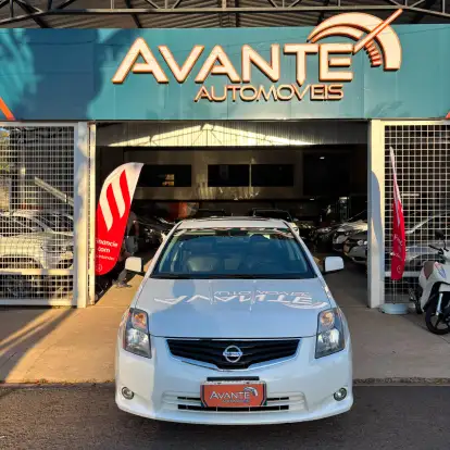 NISSAN-SENTRA-2012