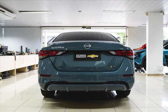 NISSAN-SENTRA-2025