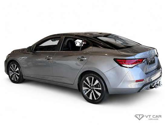 NISSAN-SENTRA-2023