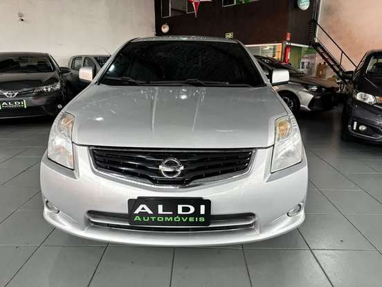 NISSAN-SENTRA-2011