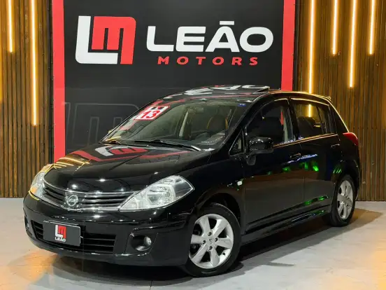 NISSAN-TIIDA-2012