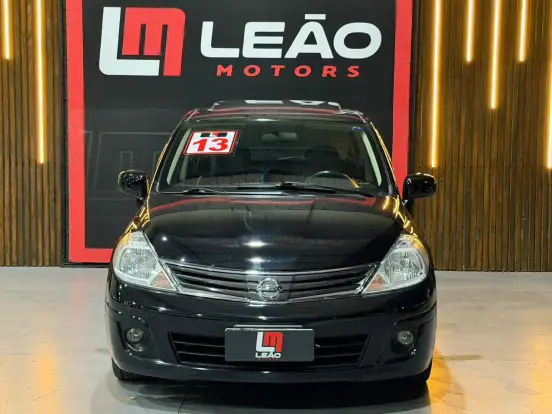 NISSAN-TIIDA-2012