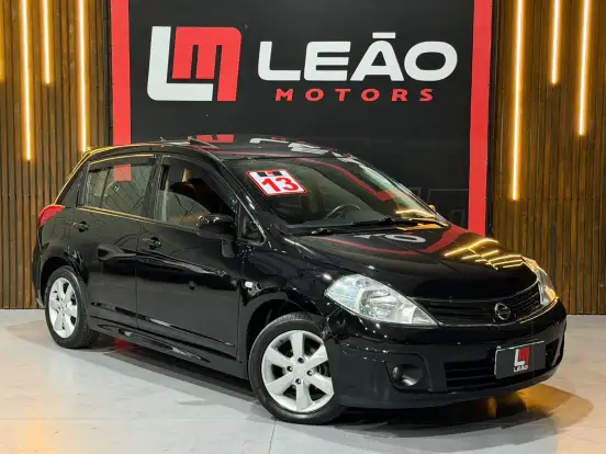 NISSAN-TIIDA-2012