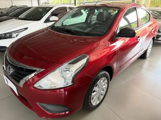 NISSAN-VERSA-2021