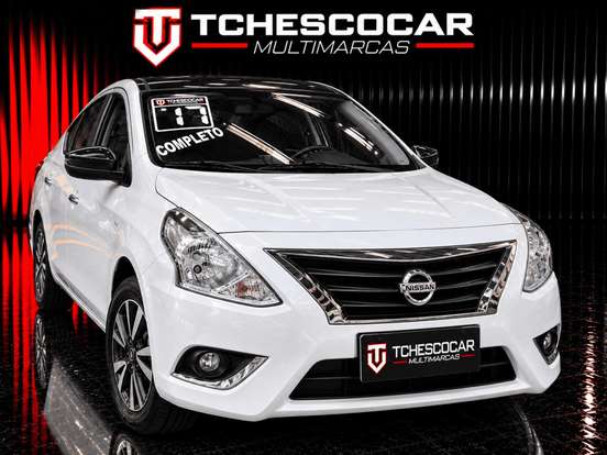 NISSAN-VERSA-2016