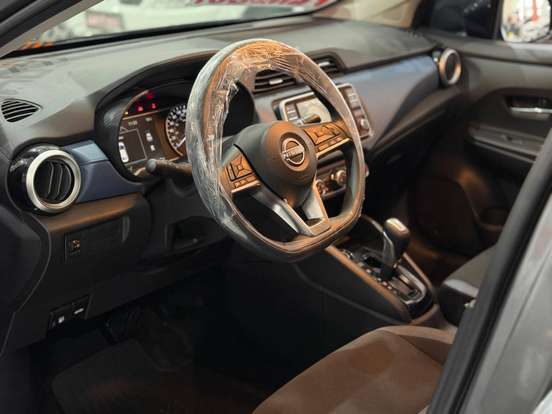 NISSAN-VERSA-2025