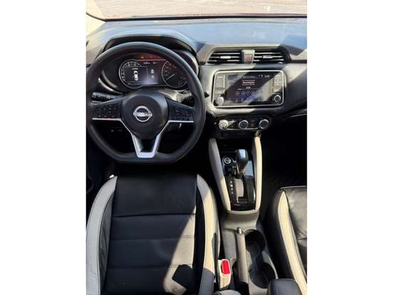 NISSAN-VERSA-2023
