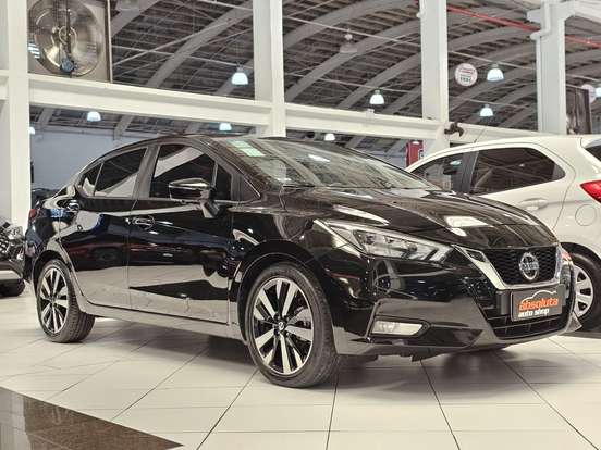 NISSAN-VERSA-2023