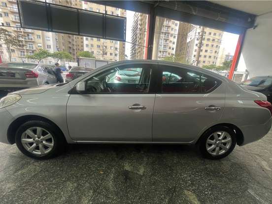 NISSAN-VERSA-1.6 16V FLEX SL 4P MANUAL NISSAN-VERSA-2012