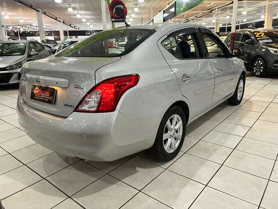 NISSAN-VERSA-1.6 16V FLEX SL 4P MANUAL NISSAN-VERSA-2013