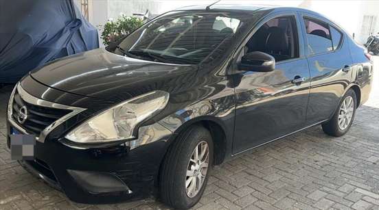 NISSAN-VERSA-2019