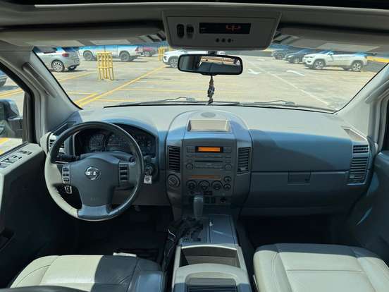 NISSAN-ARMADA-2006