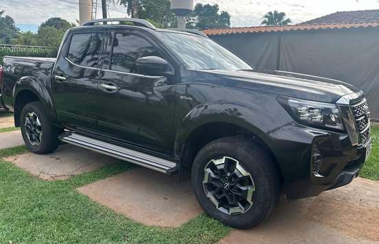 NISSAN-FRONTIER-2025