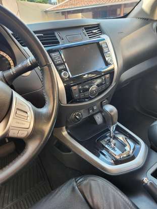 NISSAN-FRONTIER-2020