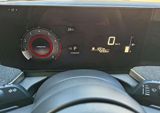 NISSAN-KICKS-2025