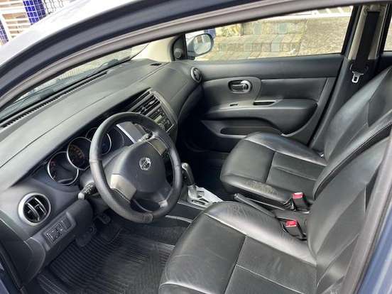 NISSAN-GRAND LIVINA-1.8 SL 16V FLEX 4P AUTOMÁTICO NISSAN-GRAND LIVINA-2011