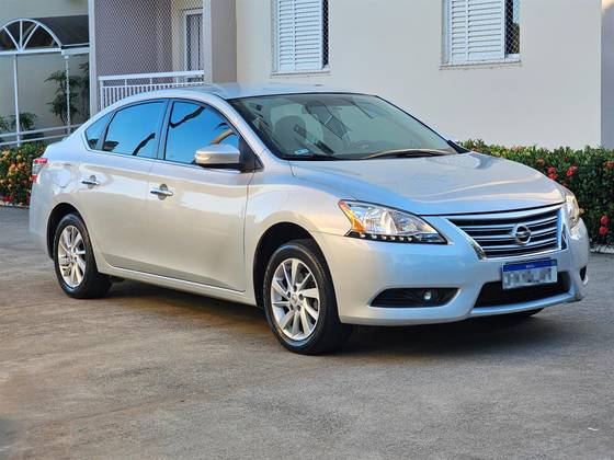 NISSAN SENTRA 2.0 SV 16V FLEX 4P AUTOMÁTICO
