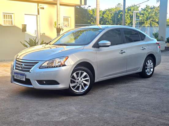 NISSAN-SENTRA-2014