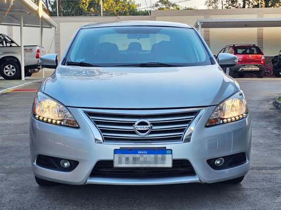 NISSAN-SENTRA-2014