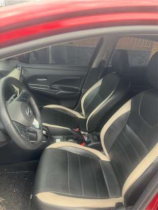 NISSAN-VERSA-2021