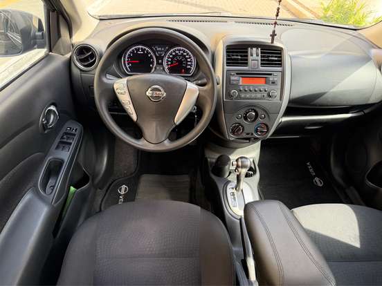 NISSAN-VERSA-1.6 16V FLEXSTART SV 4P XTRONIC NISSAN-VERSA-2017