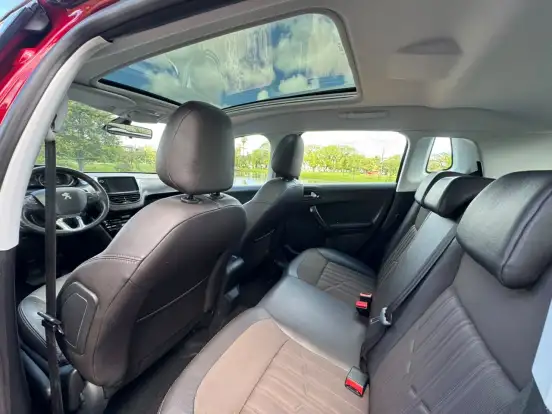 PEUGEOT-2008-2017