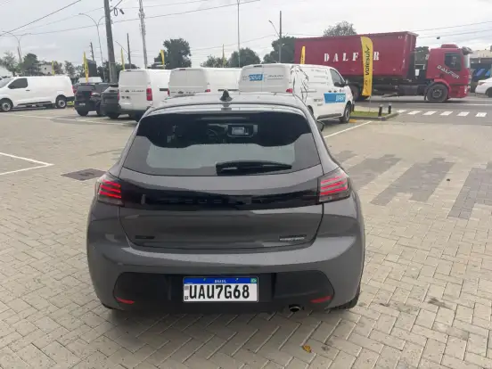 PEUGEOT-208-2025