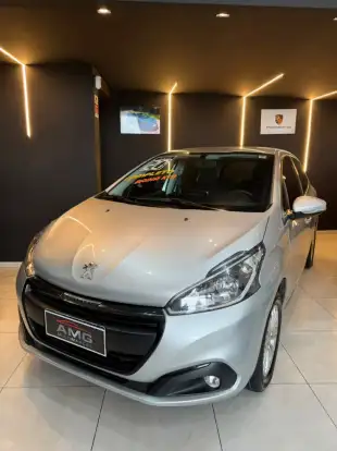 PEUGEOT-208-2019
