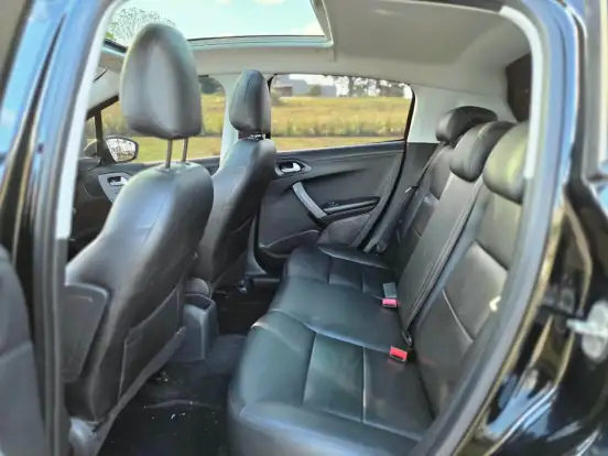 PEUGEOT-208-1.6 ALLURE 16V FLEX 4P AUTOMÁTICO PEUGEOT-208-2017
