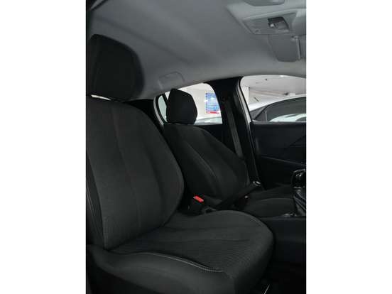 PEUGEOT-208-2023