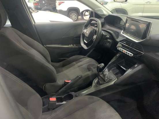 PEUGEOT-208-2024