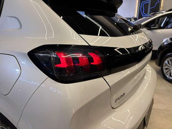 PEUGEOT-208-1.0 TURBO 200 FLEX GRIFFE CVT PEUGEOT-208-2023