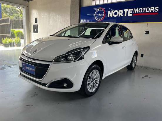 PEUGEOT-208-2018