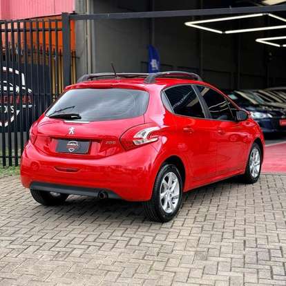 PEUGEOT-208-2013