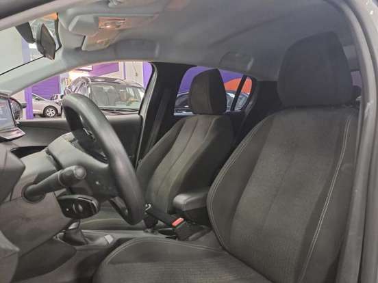 PEUGEOT-208-2023