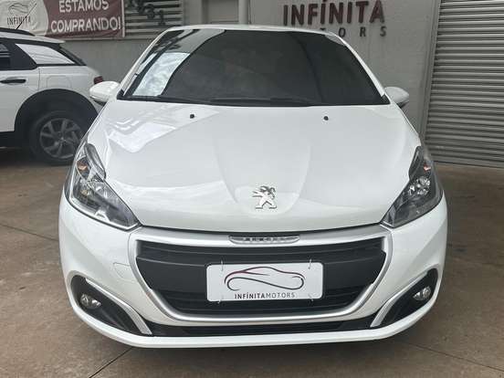 PEUGEOT-208-2018