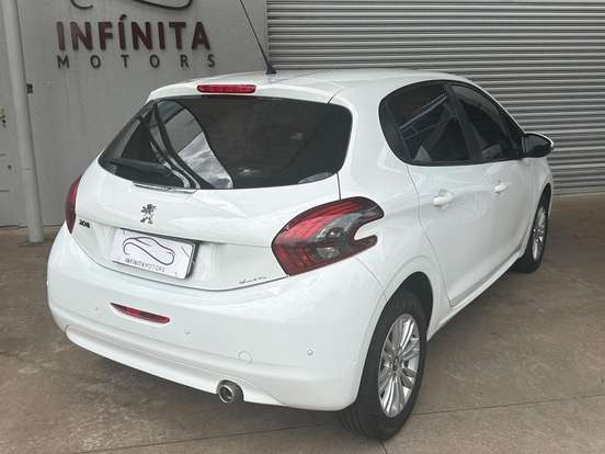 PEUGEOT-208-1.6 ACTIVE PACK 16V FLEX 4P AUTOMÁTICO PEUGEOT-208-2018
