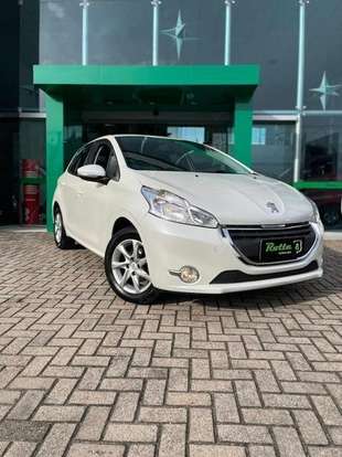 PEUGEOT-208-2014