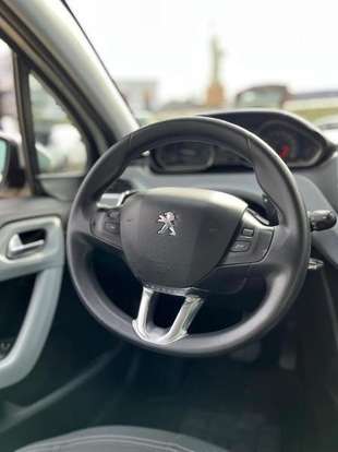 PEUGEOT-208-2014