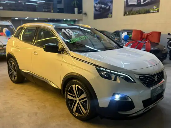PEUGEOT-3008-2018