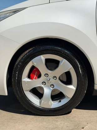 PEUGEOT-3008-2012