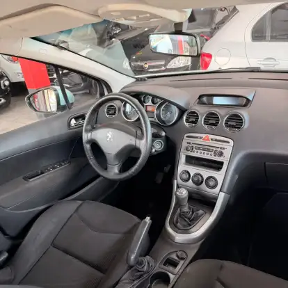 PEUGEOT-308-2013