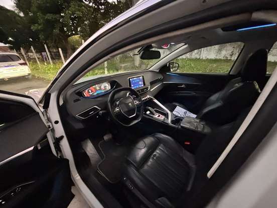 PEUGEOT-5008-1.6 GRIFFE THP 16V GASOLINA 4P AUTOMÁTICO PEUGEOT-5008-2018