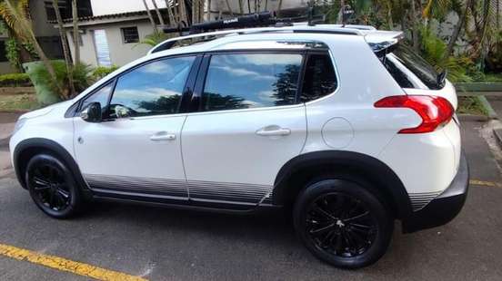 PEUGEOT-2008-2016