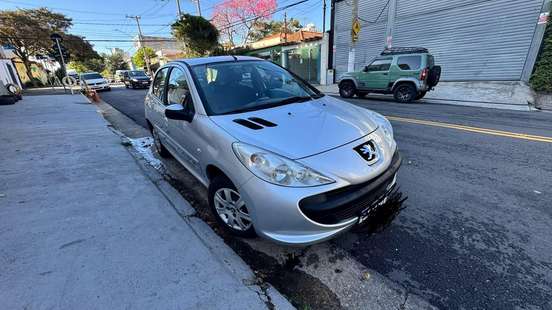PEUGEOT-207-2009