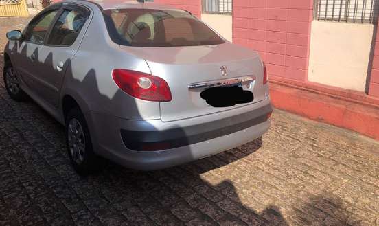 PEUGEOT-207-2009