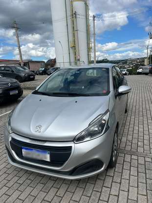 PEUGEOT-208-2017